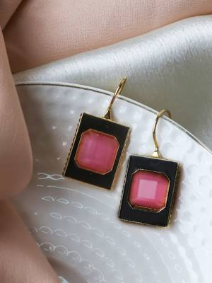 Stylish black-pink hook earring 1