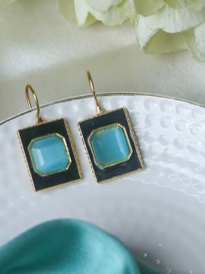 Stylish black-aqua hook earring 3