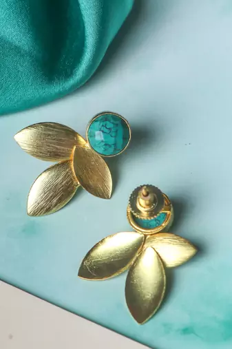 Delight firoza leaf studs