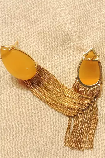 Western yellow chain earring