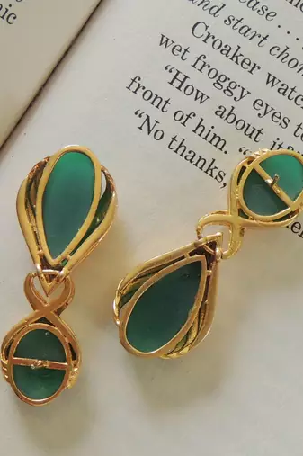 Indo-western handcrafted earring