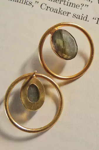 Natural stone gold circle studs