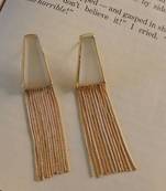 Western mona white chain earring