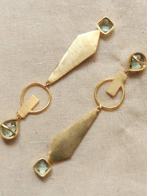 Matte plated statement earring 2