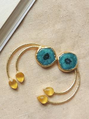 Western natural stone wired earring 1