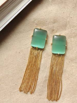 Mint octo gold chain earring 1