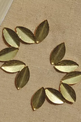 Plain gold plated leaf studs