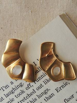 Western matte finish gold plated studs 2