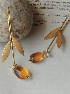 Western u-hook leaf earring - champagne 2