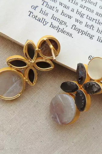Natural stone designer earring