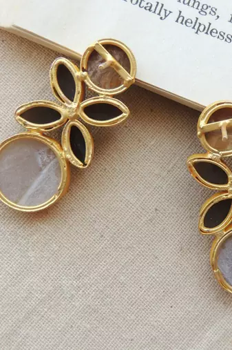 Natural stone designer earring
