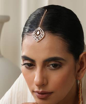 Rose gold polki maang tikka 1