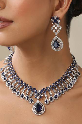 Blue zirconia necklace set