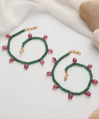 Red and green beaded anklets 3