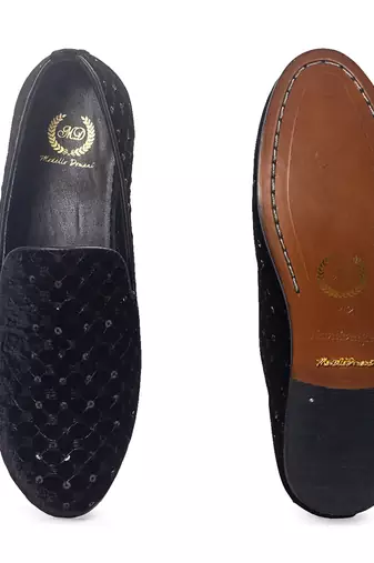 Mukaish slipons