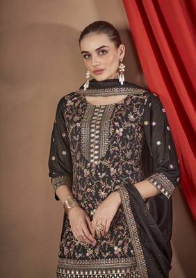 Black embroidered vichitra stitched Palazzo suit 3