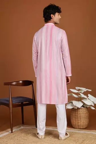 Arruga stylish shaded rayon kurta pyjama set