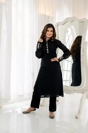 Black chanderi embroidered kurta  set