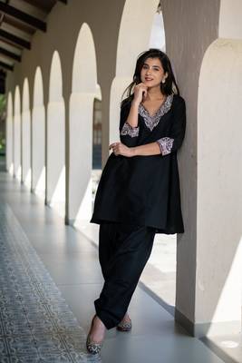 Black short kurta embroidered co-ord set. 1