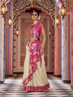 cream ikat pattern banarasi silk blend jacquard work saree 5