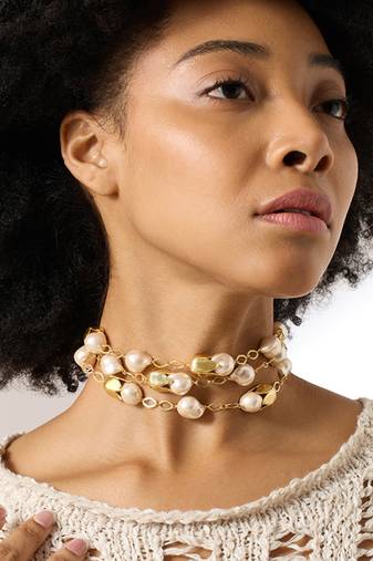 Gold thalina choker