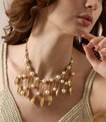 Gold olyssa necklace