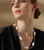 Silver yelira necklace