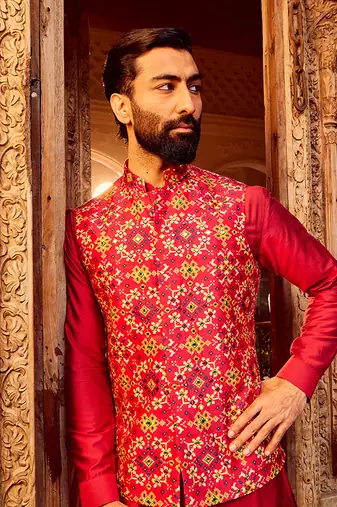 Rani raw silk mirror embellished bundi set