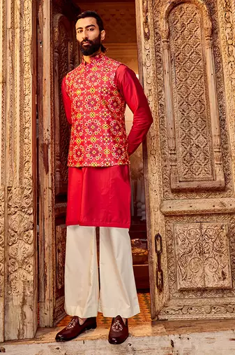 Rani raw silk mirror embellished bundi set