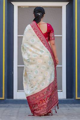 White  and red zari work pashmina silk blend heavy saree with blouse for party wear 5