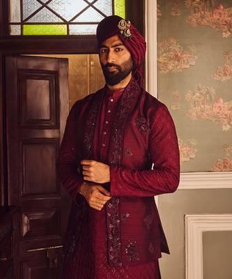 Ruby chanderi embroidered open kurta bundi set 4