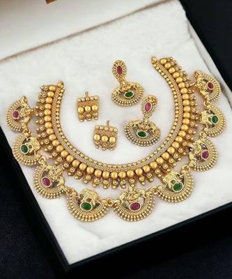 Fashion indian jewellry combo gold plated necklace set with 2 pair of earrings stylish temple choker for women 3