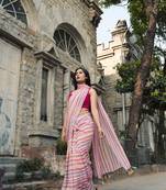 Multicolor Woven mul cotton handloom saree