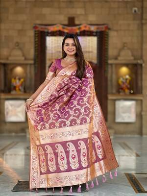purple weaving zari meenakari work silk blend saree 3