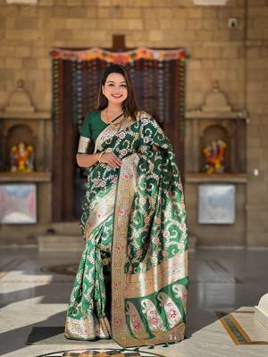 green weaving zari meenakari work silk blend saree 1