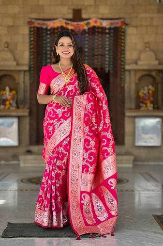 magenta weaving zari meenakari work silk blend saree