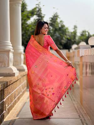 peach weaving zari work banarasi silk blend saree 2