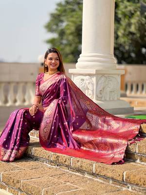 purple weaving zari work banarasi silk blend saree 3