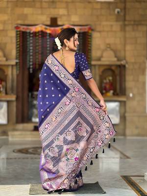 navy blue weaving zari work banarasi silk blend saree 2