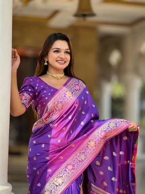 purple weaving zari work banarasi silk blend saree 3