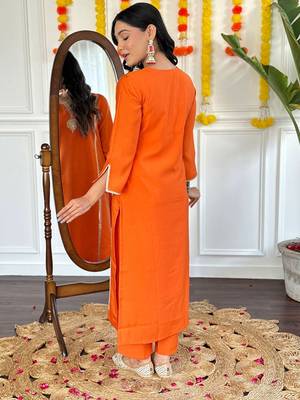 Orange chanderi silk embroidered work kurta pant with dupatta 2