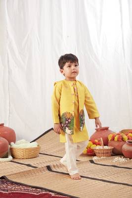 Yellow pichwai bandi and kurta set 1
