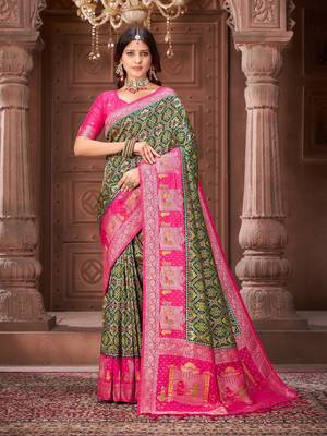 Green pashmina silk blend zari woven work heavy designer border saree for wedding wear 1
