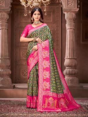 Green pashmina silk blend zari woven work heavy designer border saree for wedding wear 5