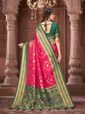 Pink zari woven pashmina silk blend designer green border heavy saree with fancy blouse 5