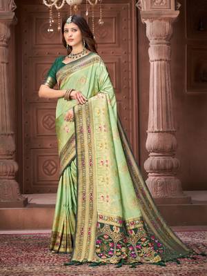 Pista zari woven pashmina silk blend designer green border heavy saree with fancy blouse 3