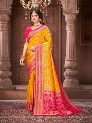 Yellow zari woven pashmina silk blend designer pink border heavy saree with fancy blouse 3