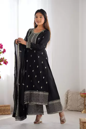 Beautiful Pure Chinon Silk Fabric Straight Fit Kurta With Dupatta Trousers