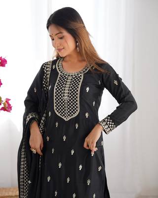 Beautiful Pure Chinon Silk Fabric Straight Fit Kurta With Dupatta Trousers 5