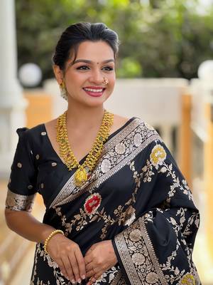 Black soft banarasi silk blend meenakari weaving saree with unstitched blouse 5